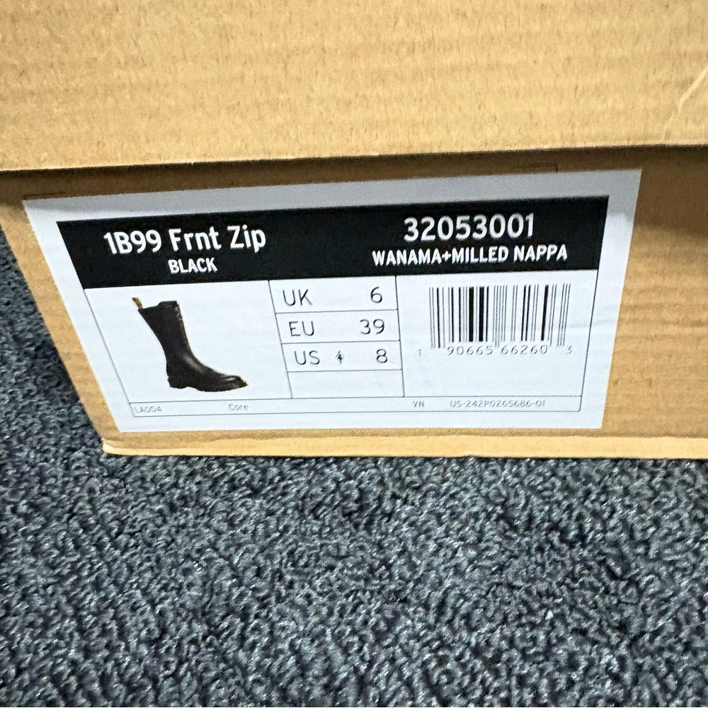 Dr Martens zip front boots - Picture 5 of 5